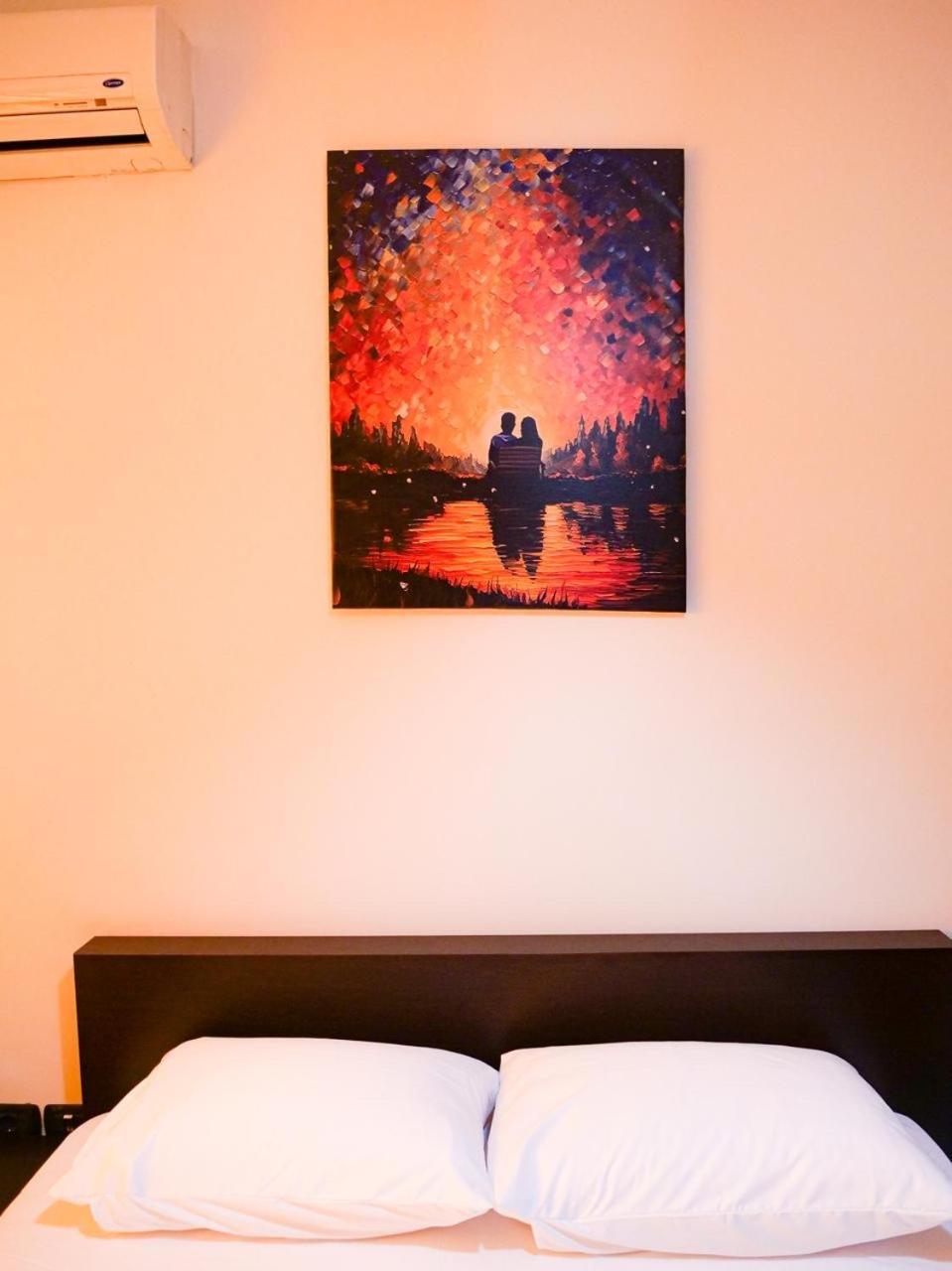 Lux Apartment Vlorë Esterno foto